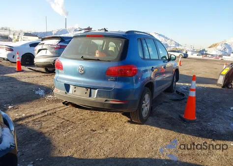 2017 Volkswagen Tiguan 2.0T/2.0T S из США, поврежденный, VIN WVGBV7AX3HK007826